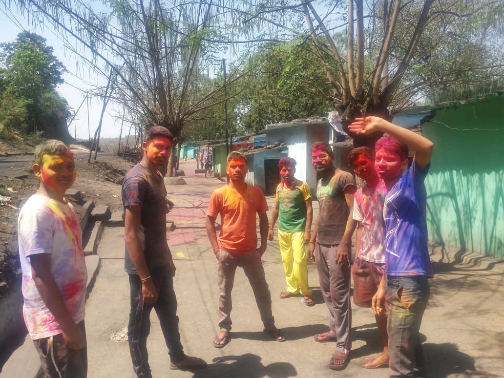holi festival photo